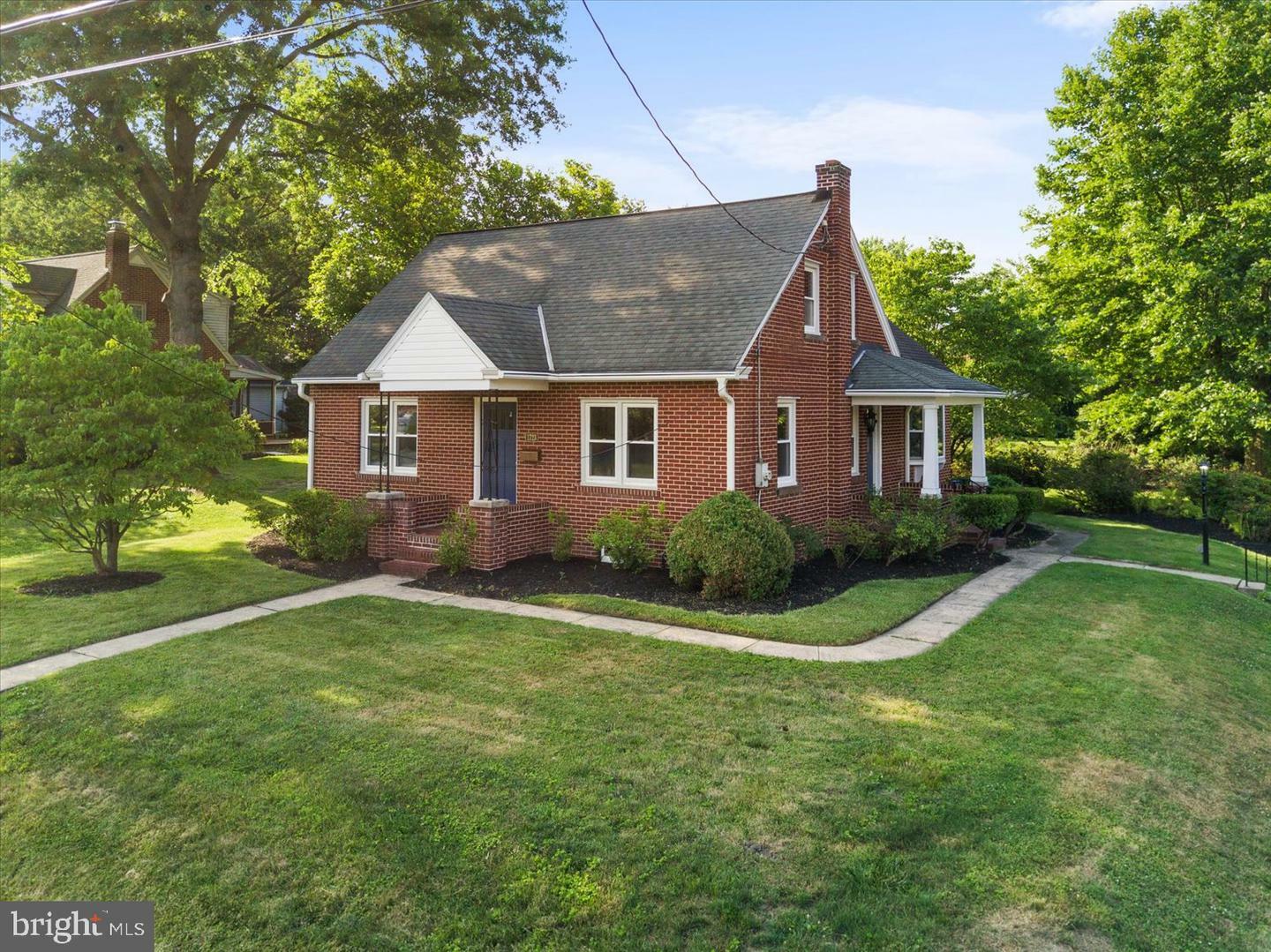Property Photo: 1723 Manor Street PA 17512