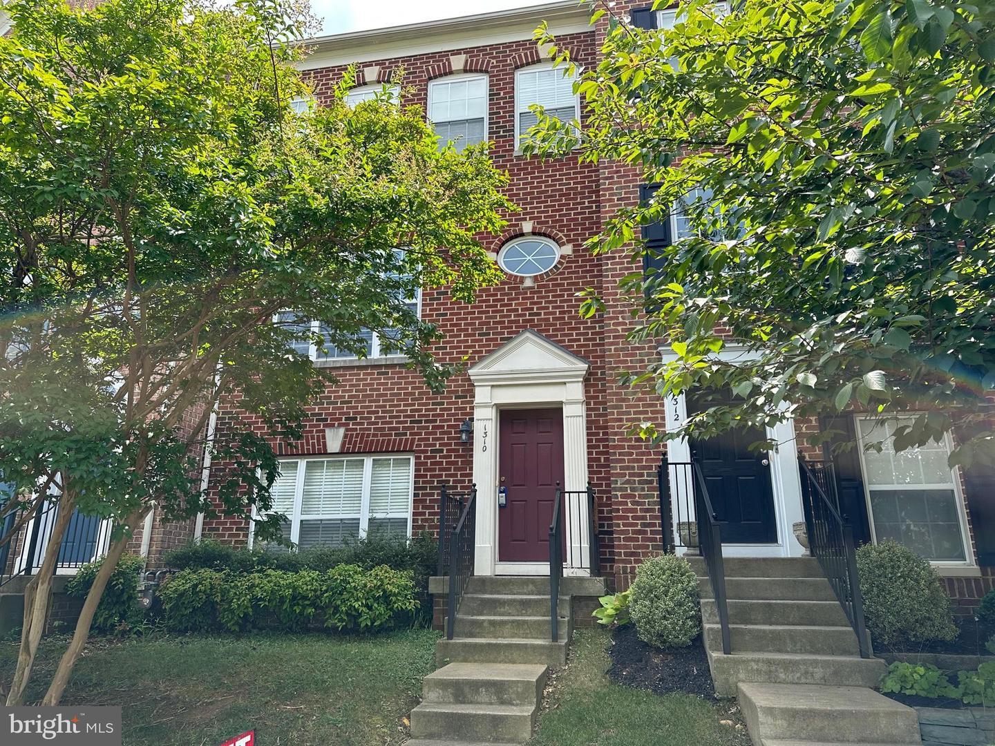 Property Photo:  1310 Saunders Drive  VA 22401 
