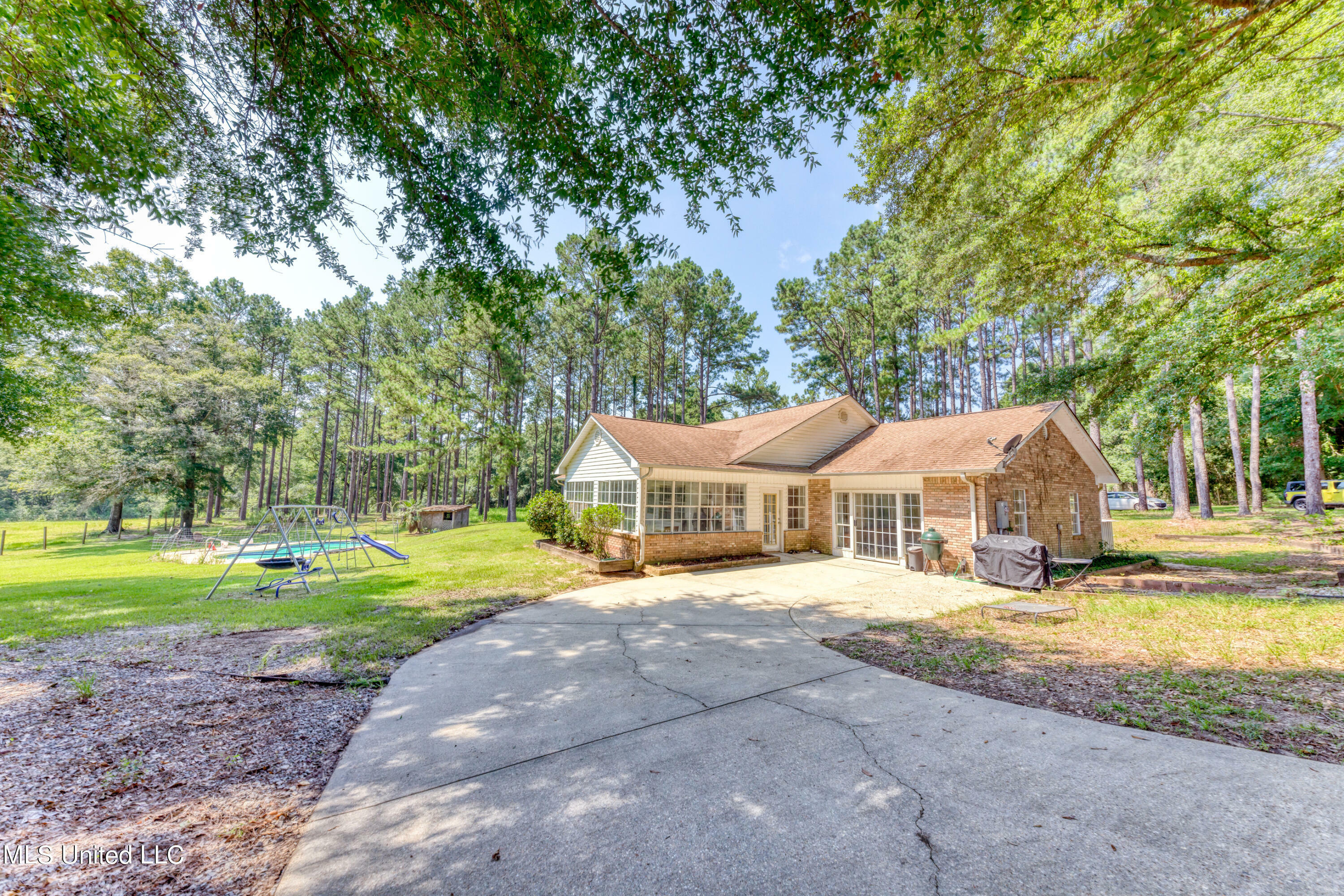 120 Karls Way  Lucedale MS 39452 photo