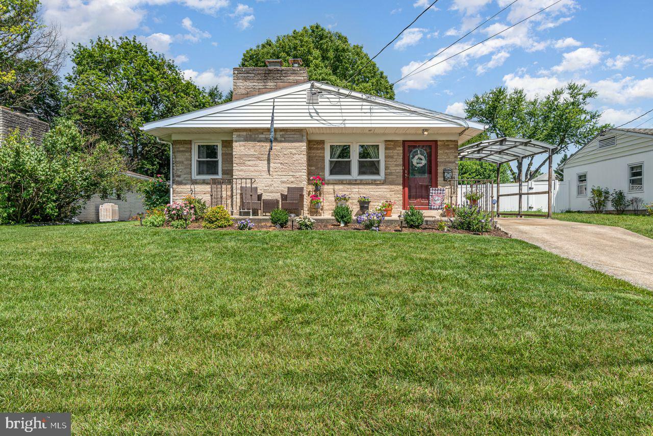 Property Photo:  329 Evergreen Street  PA 17070 