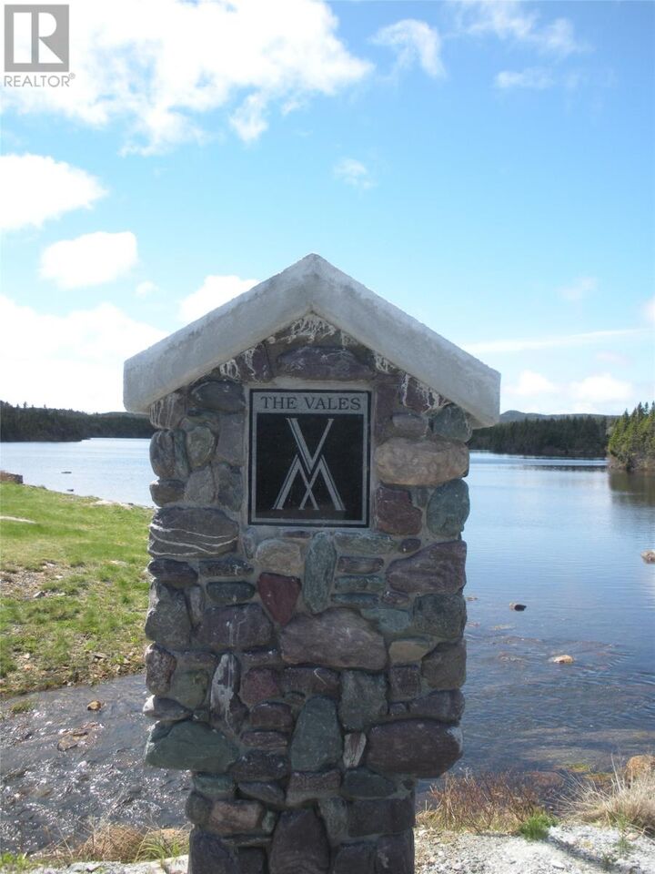 Property Photo:  13-15 Mountain Crescent  NL A0A 3L0 