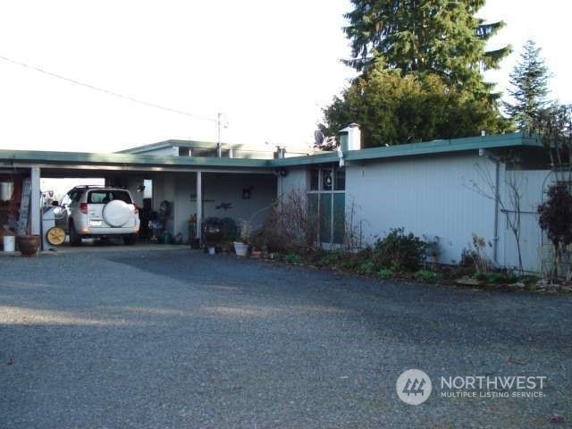 Property Photo:  325 100th Avenue NE  WA 98258 