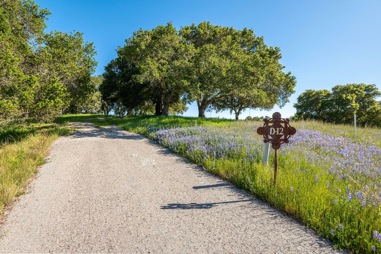 Property Photo:  9 Mesa Trail  CA 93923 