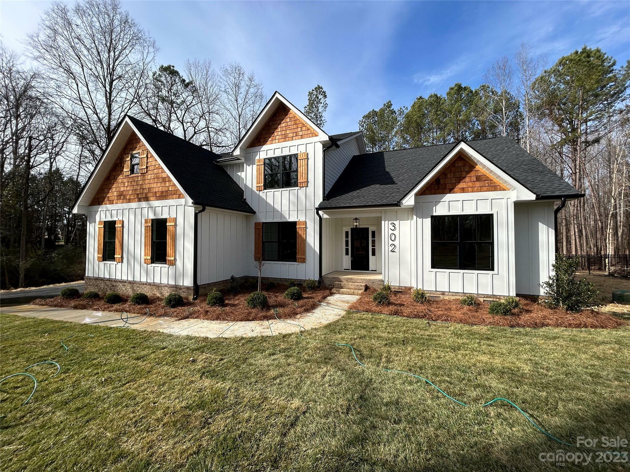 Property Photo: 302 Lester Davis Road NC 28173