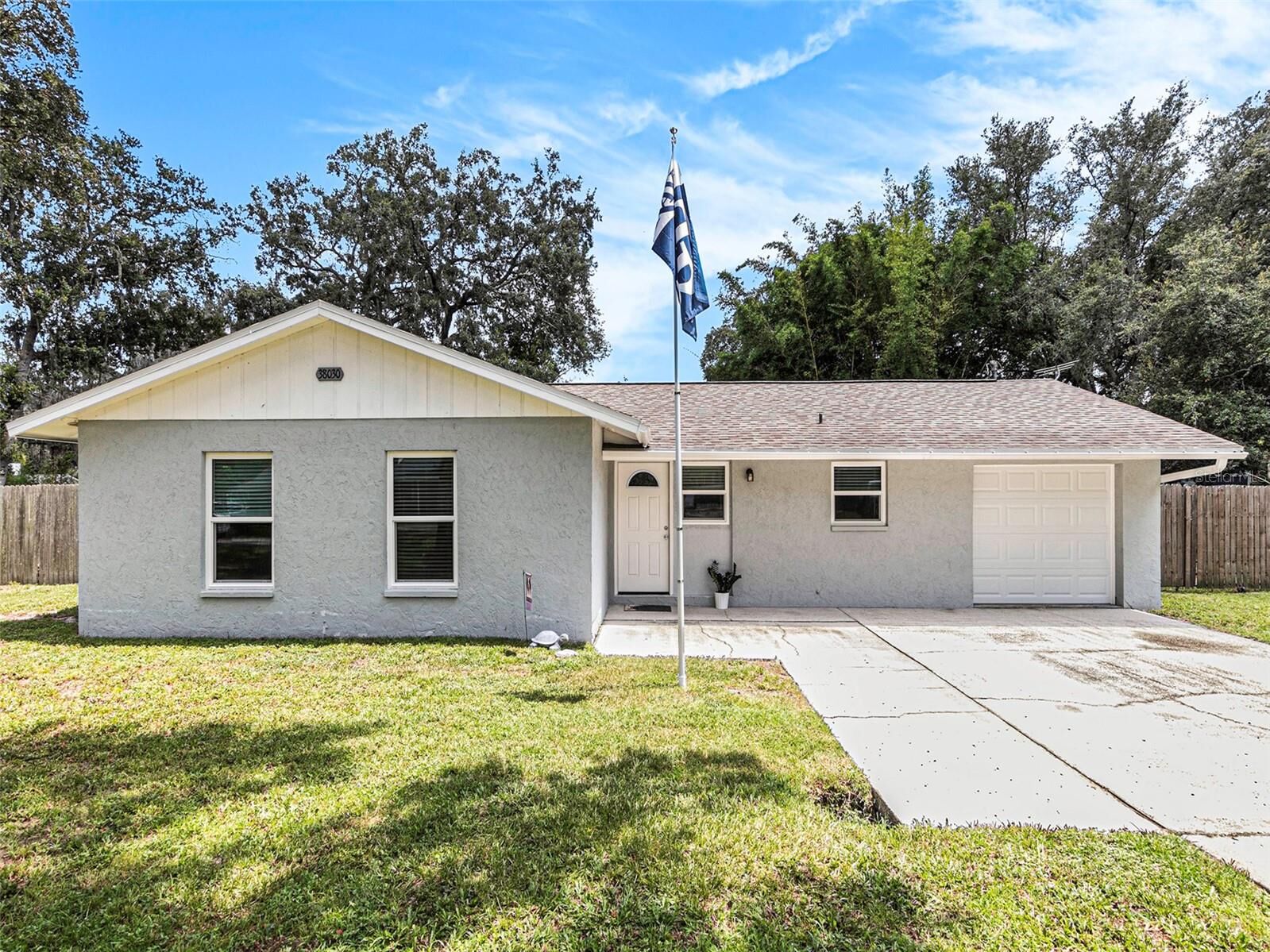 Property Photo:  38030 Archer Avenue  FL 33541 