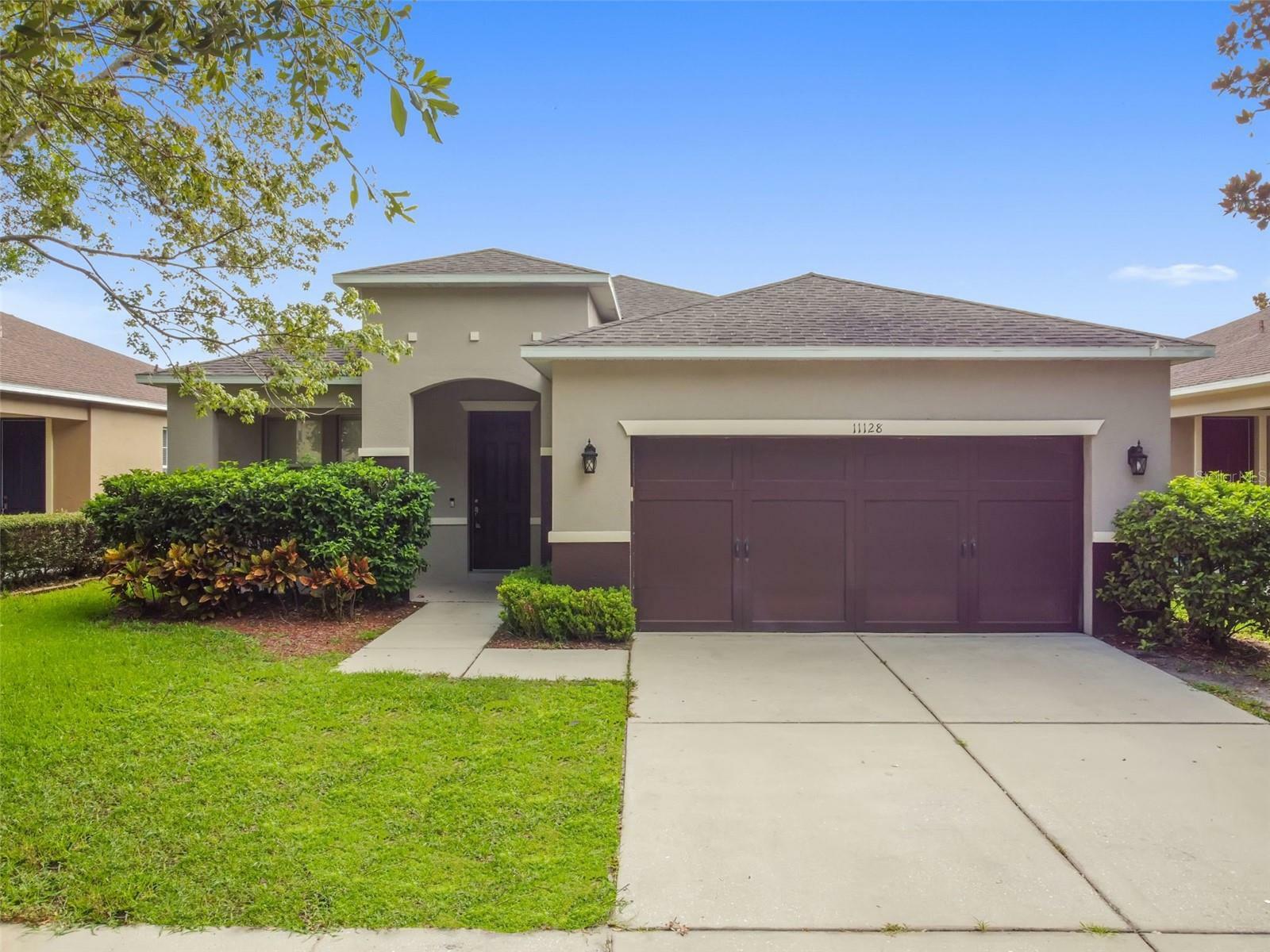 Property Photo:  11128 Running Pine Drive  FL 33569 