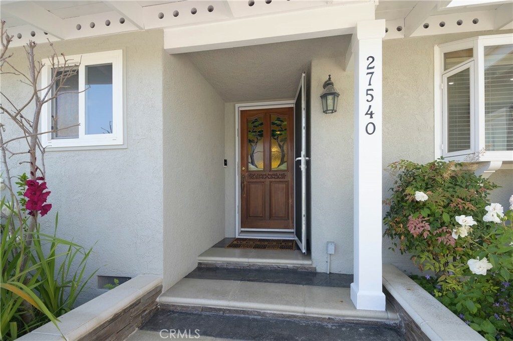 Property Photo:  27540 Halescorner Road  CA 90275 