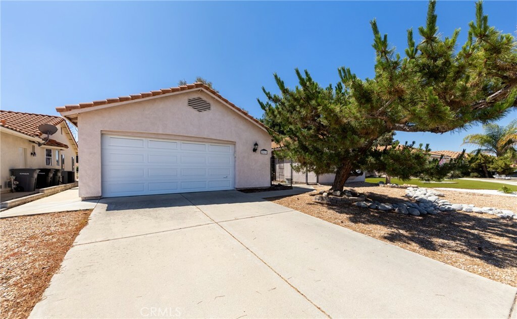 Property Photo:  2923 Peach Tree Street  CA 92545 