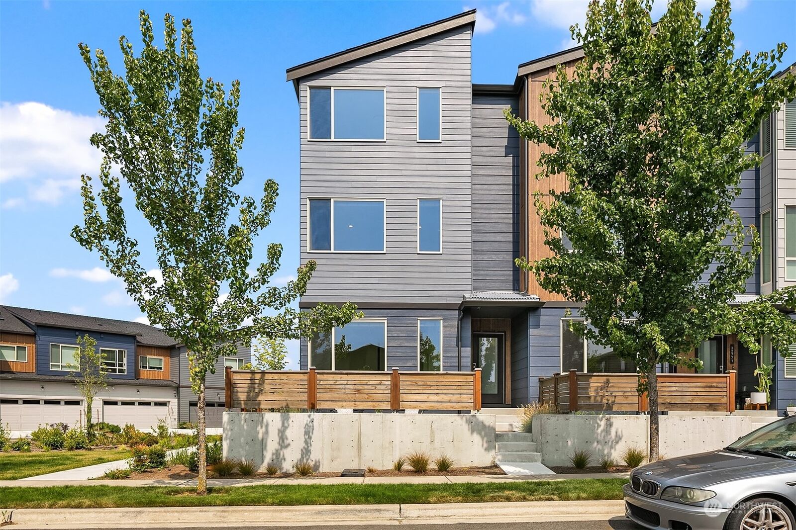 Property Photo: 32787 Madrona Avenue WA 98010