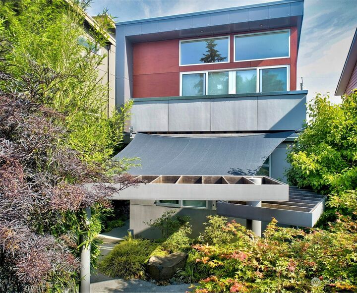 128 NE 63rd Street  Seattle WA 98115 photo