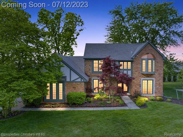 Property Photo:  12402 Watkins Drive  MI 48315 