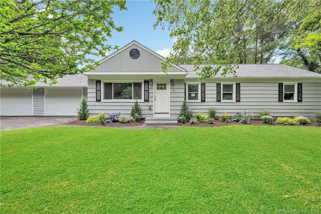 Property Photo: 85 Walnut Street CT 06468