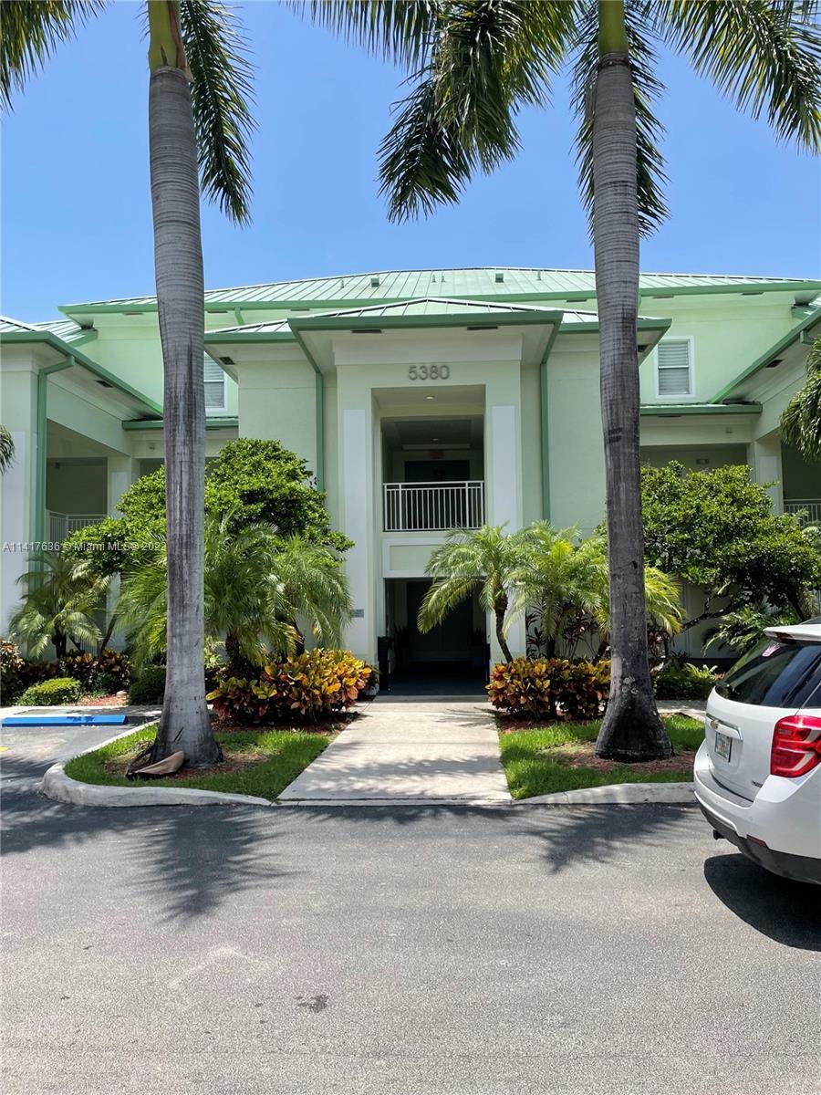 Property Photo: 5300 NW 87th Ave 315 FL 33178