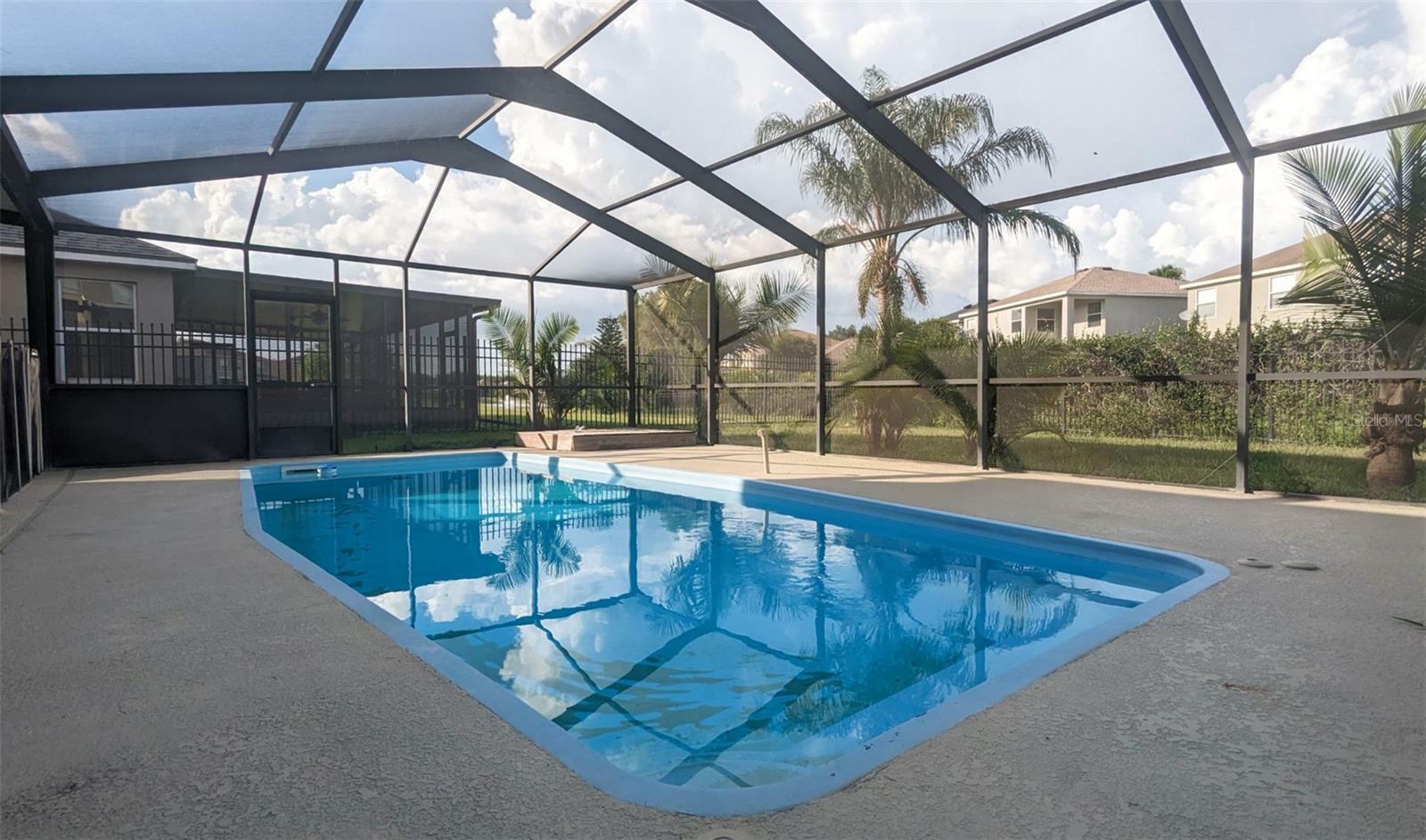 Property Photo:  11247 Creek Haven Drive  FL 33569 