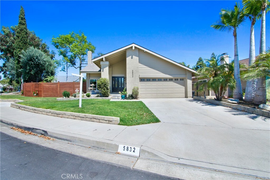 Property Photo:  5832 Lynnbrook Plaza  CA 92886 