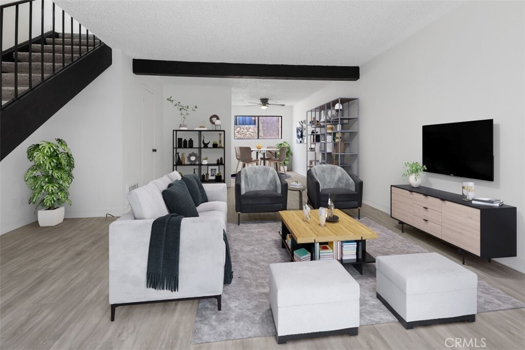 Property Photo:  719 N Eucalyptus Avenue 20C  CA 90302 
