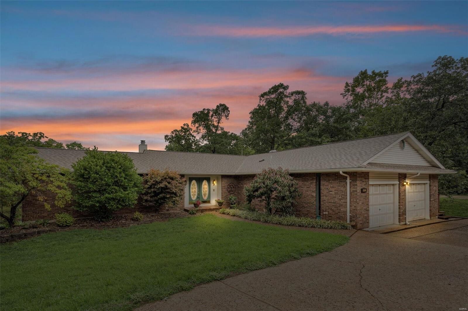 Property Photo:  40 E Lakeview Drive  MO 63020 