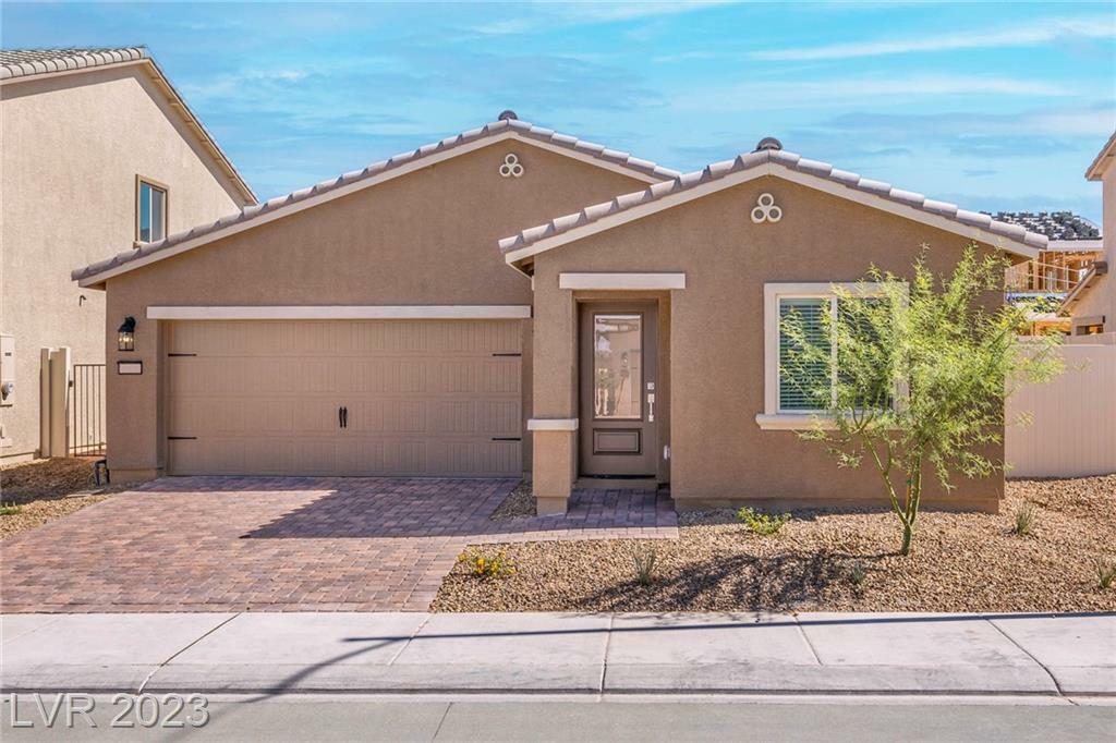 Property Photo:  2709 Ariel Ocean Street  NV 89156 