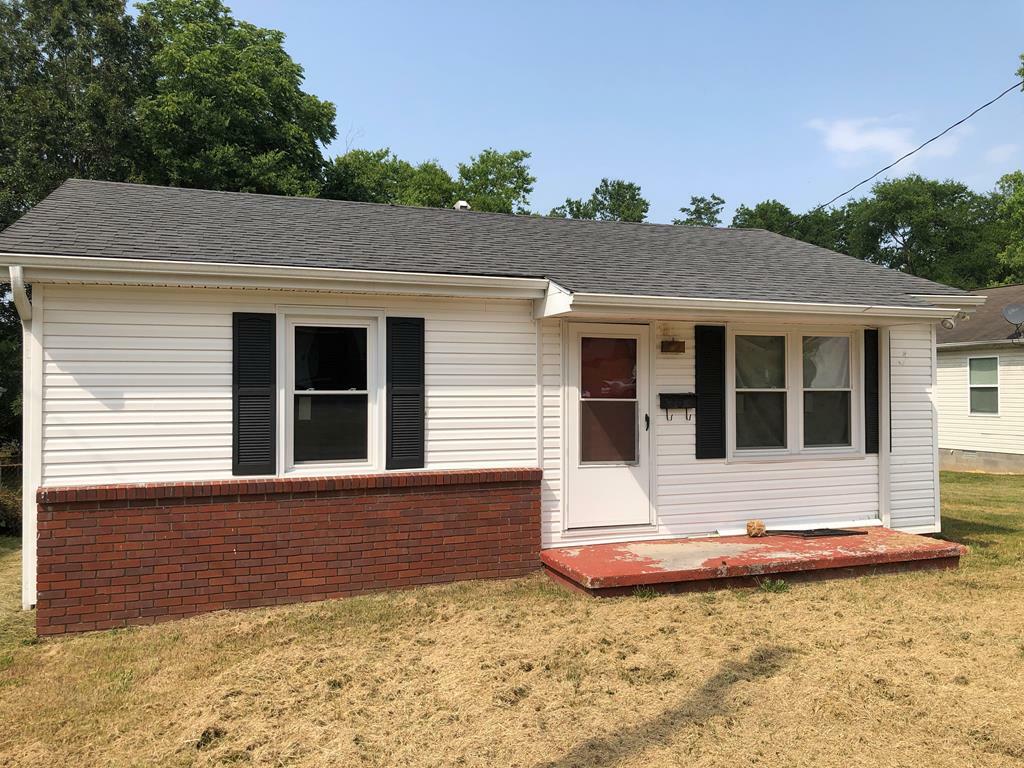 Property Photo:  816 Wood St  KY 42240 