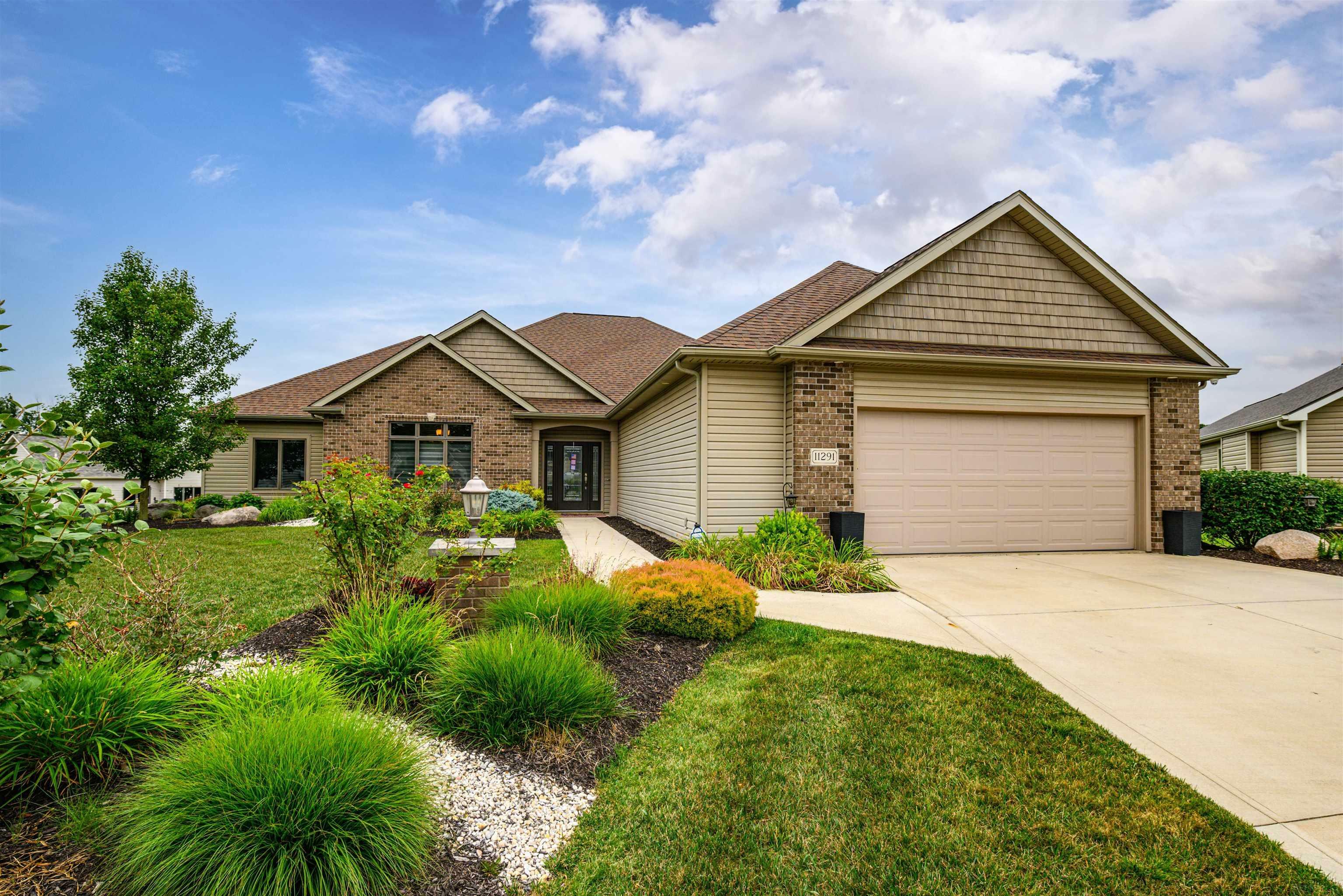 Property Photo: 11291 Belleharbour Cove IN 46845