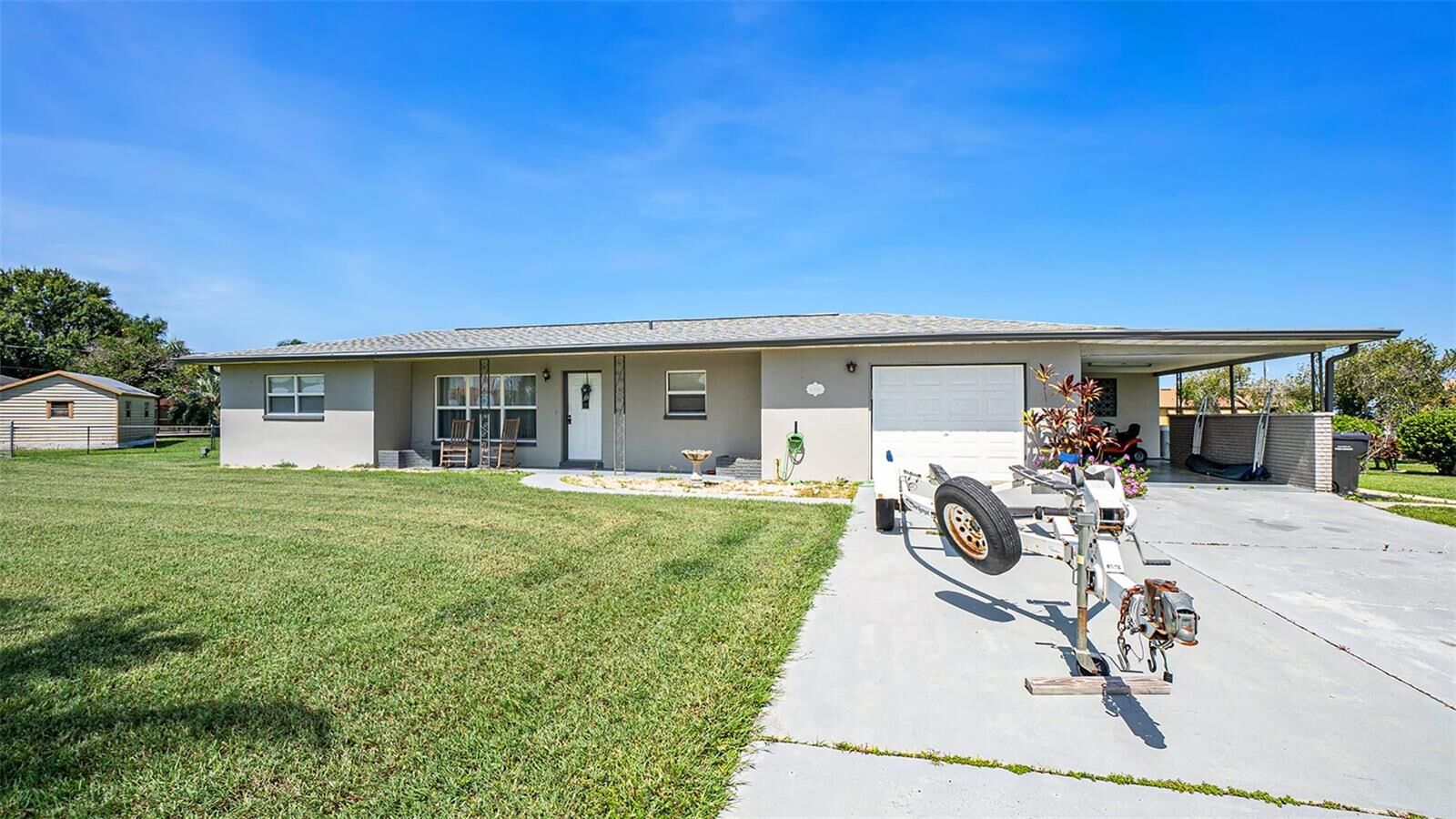 Property Photo: 6336 Avocado Drive FL 33898