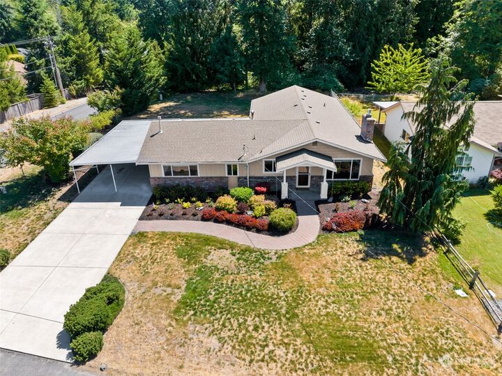 House for sale in Puyallup 10601 134th Avenue E, Puyallup, WA 98374