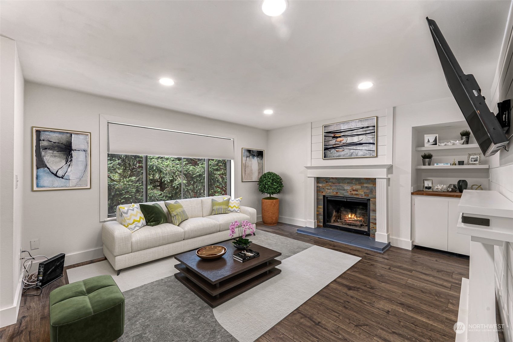 Property Photo: 3828 Lake Washington Boulevard SE 4C WA 98006