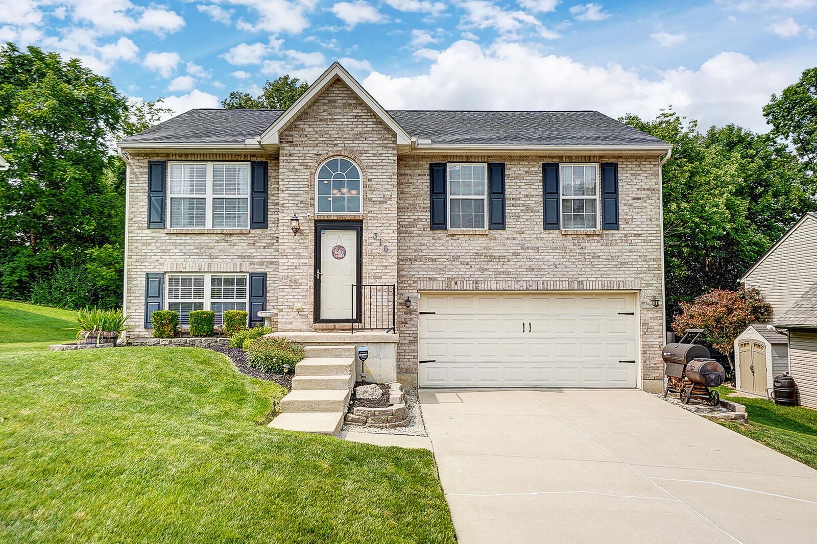 Property Photo: 316 Rurel Court KY 41005