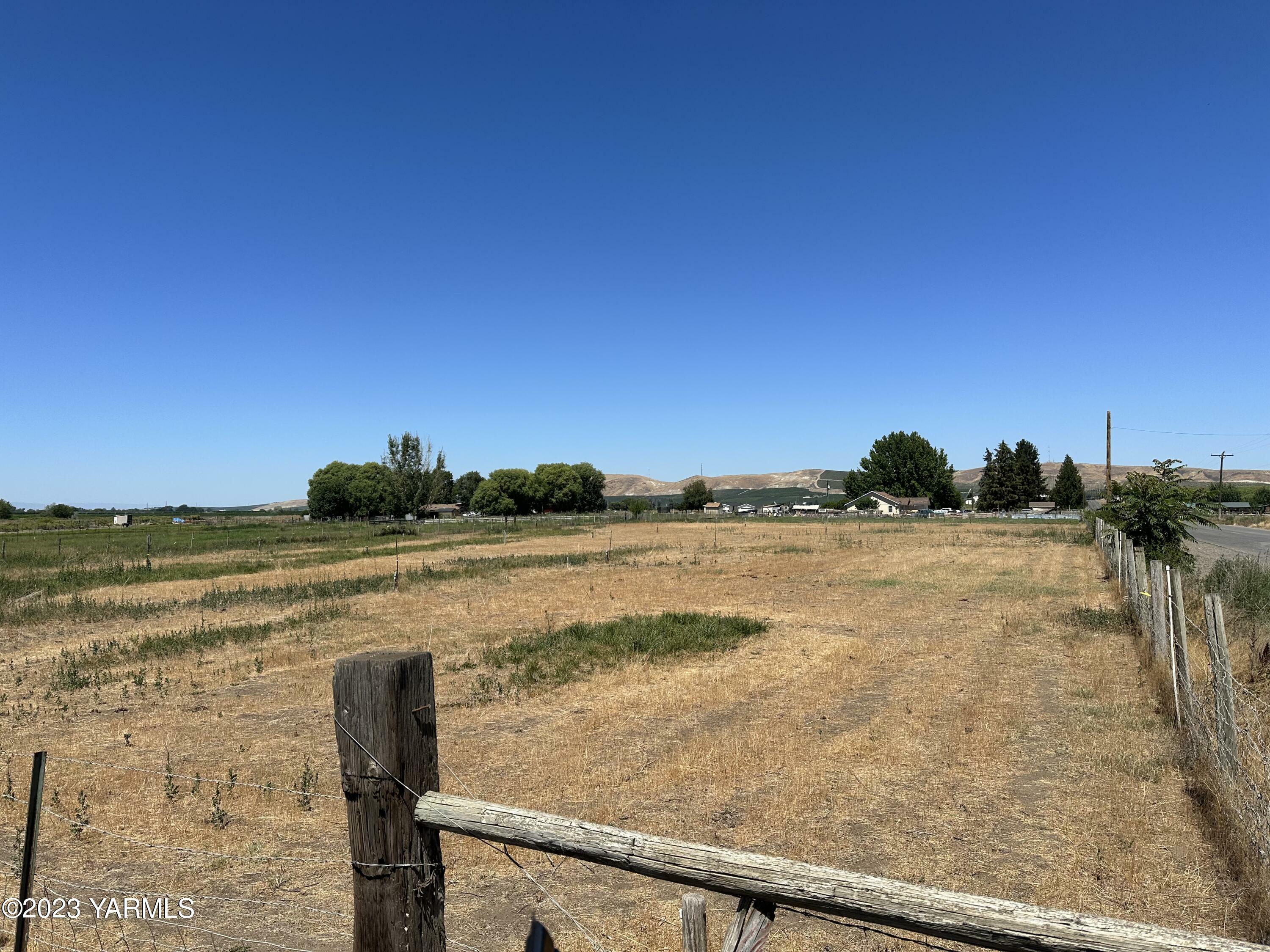 Property Photo:  Unassigned Wendell Phillips Rd  WA 98944 