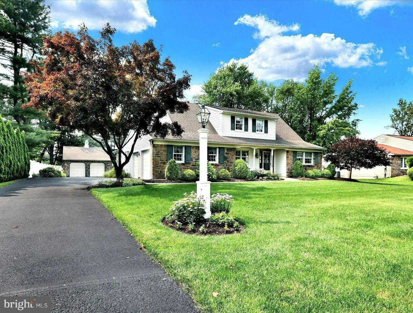 Property Photo:  269 Cloverly Drive  PA 18954 