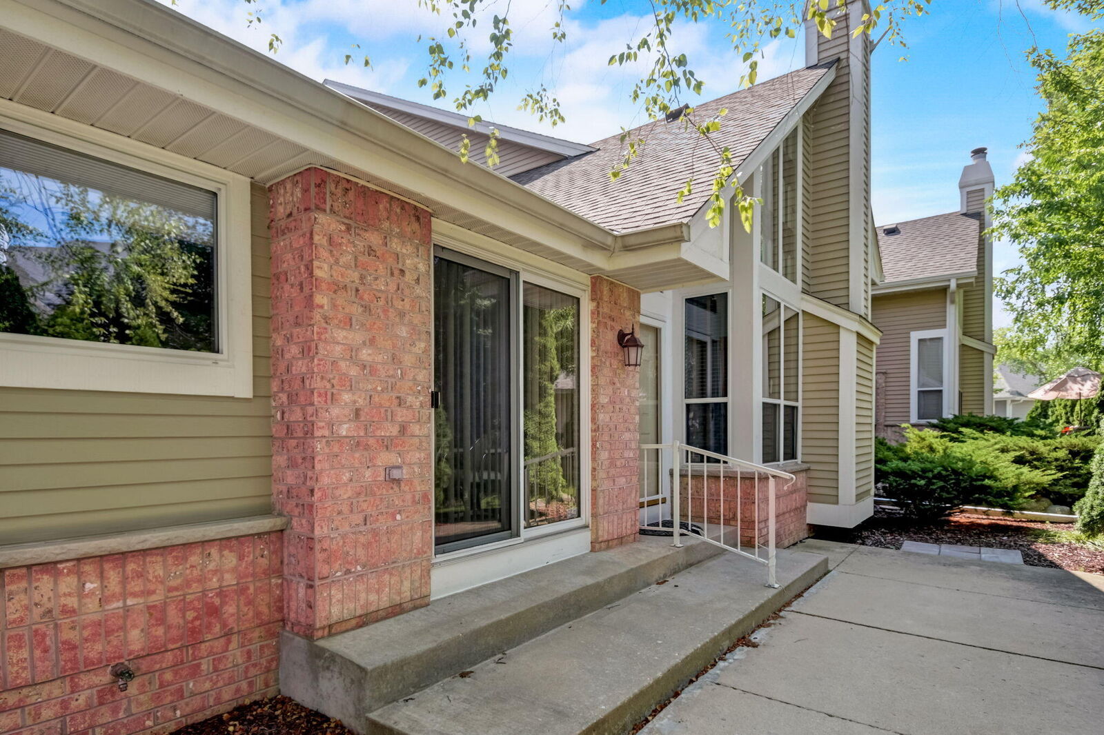 Property Photo:  14291 W Waterford Square Dr  WI 53151 