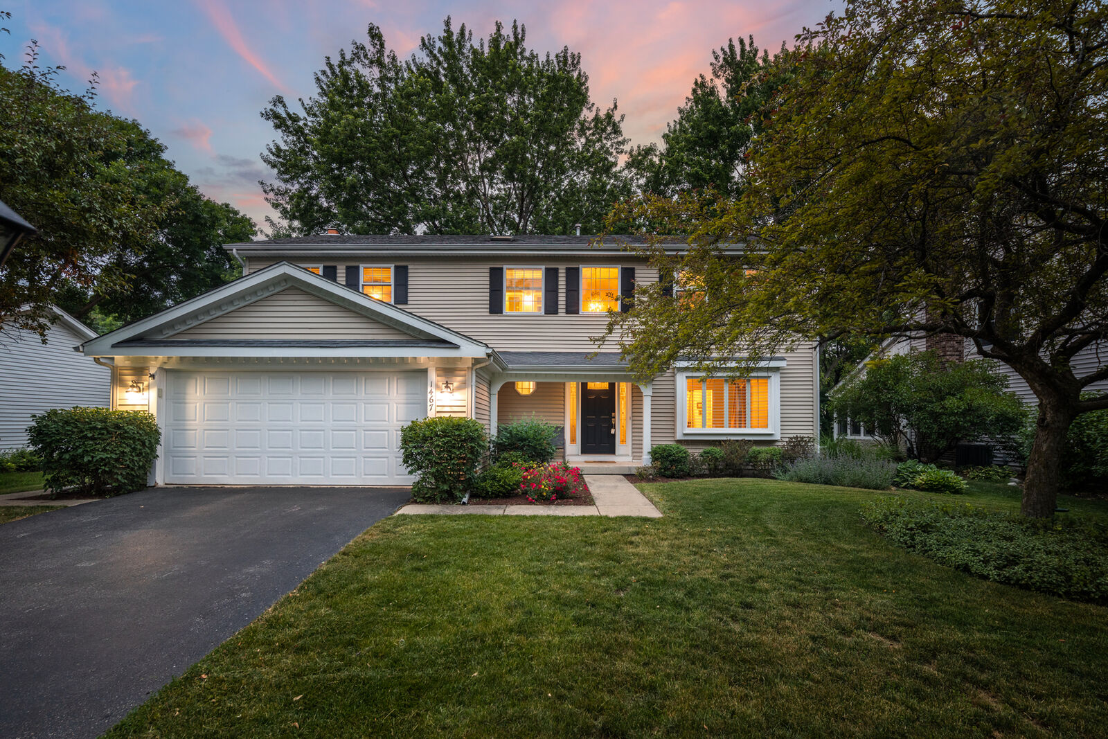 Property Photo: 1467 Inverrary Drive IL 60563
