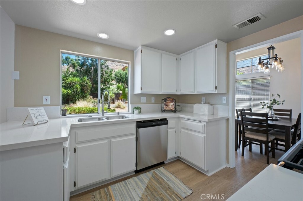 Property Photo:  21706 Winding Road  CA 92557 