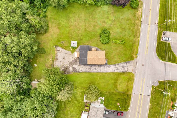 Property Photo: 947 Wellington Road NH 03104