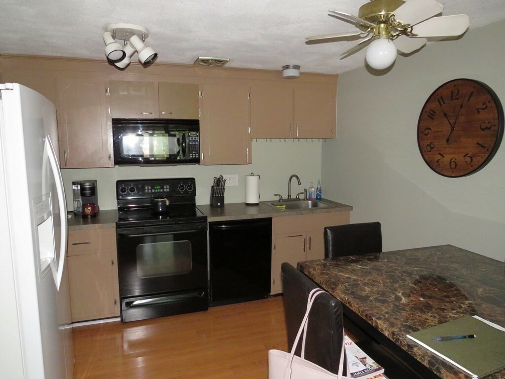 Property Photo:  56 Mary Lane 5  MA 02324 
