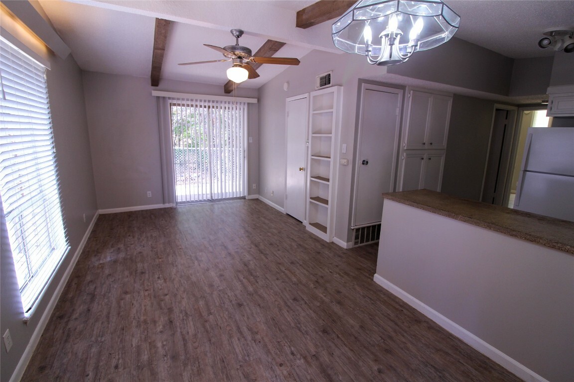 Property Photo:  300 Franklin Boulevard 104  TX 78751 