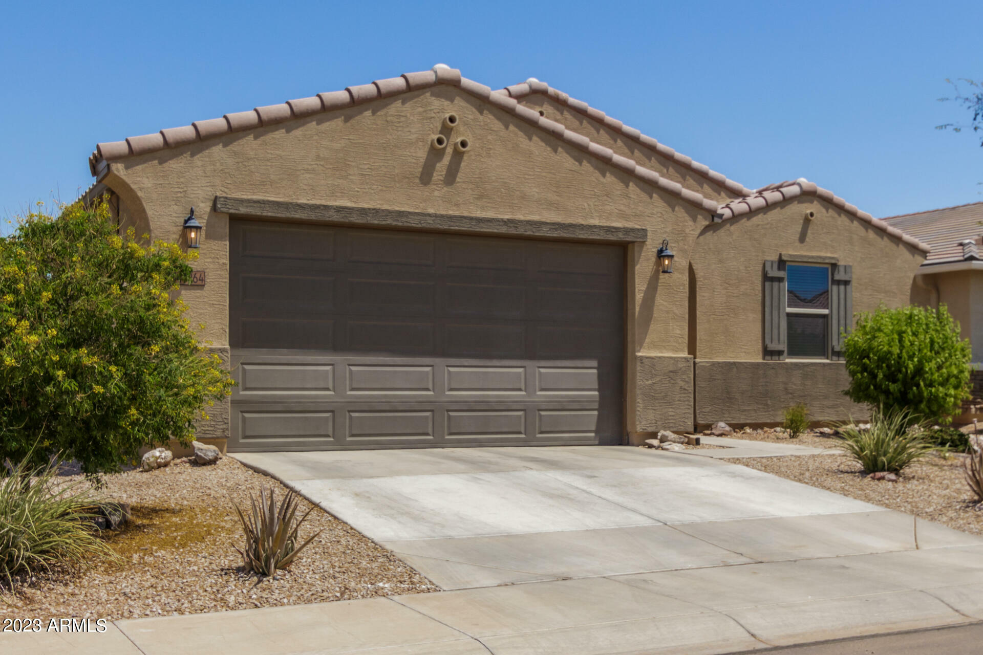 Property Photo:  40064 W Curtis Way  AZ 85138 