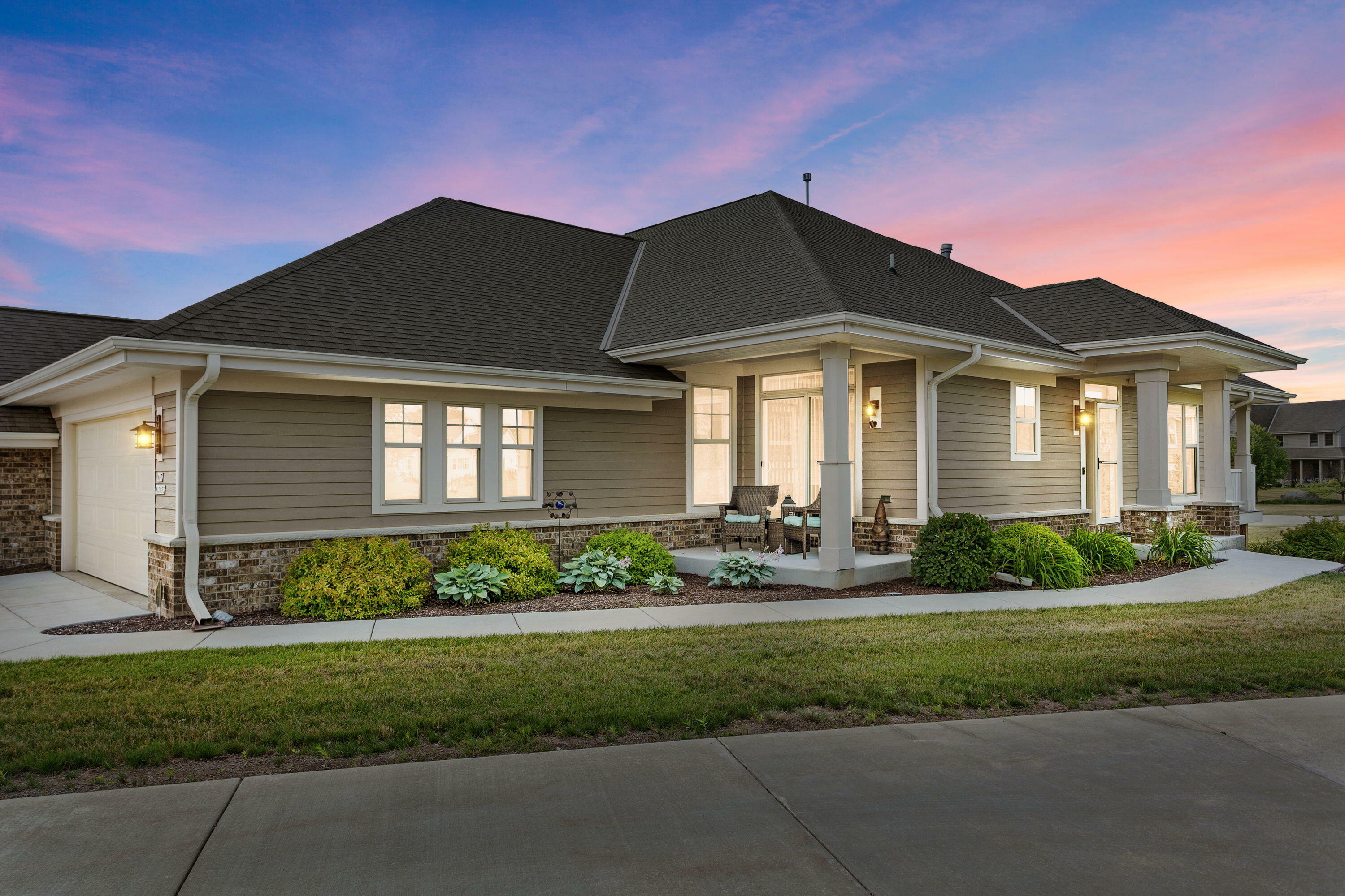 Property Photo: N67w12953 Northfield Cir 1301 WI 53051
