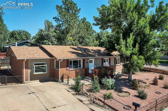 Property Photo:  545 Catalina Drive  CO 80906 