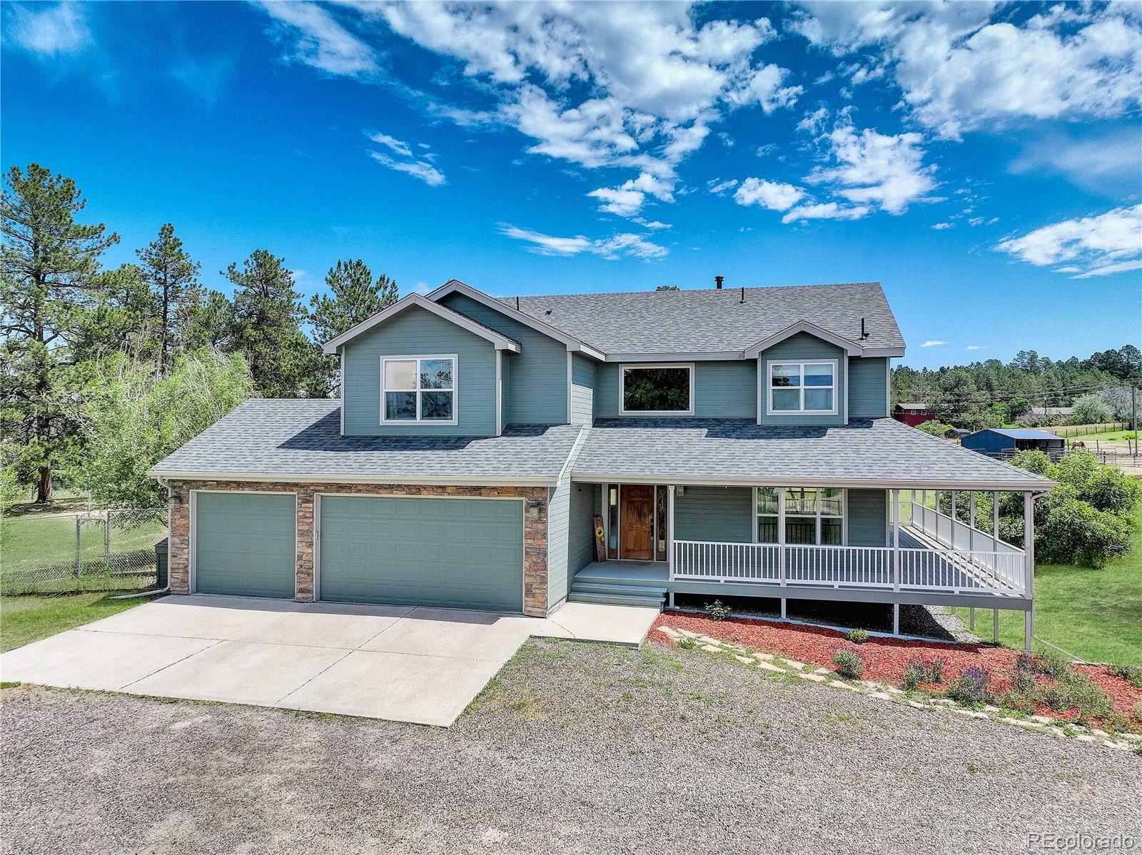 Property Photo:  251 Antelope Run  CO 80107 