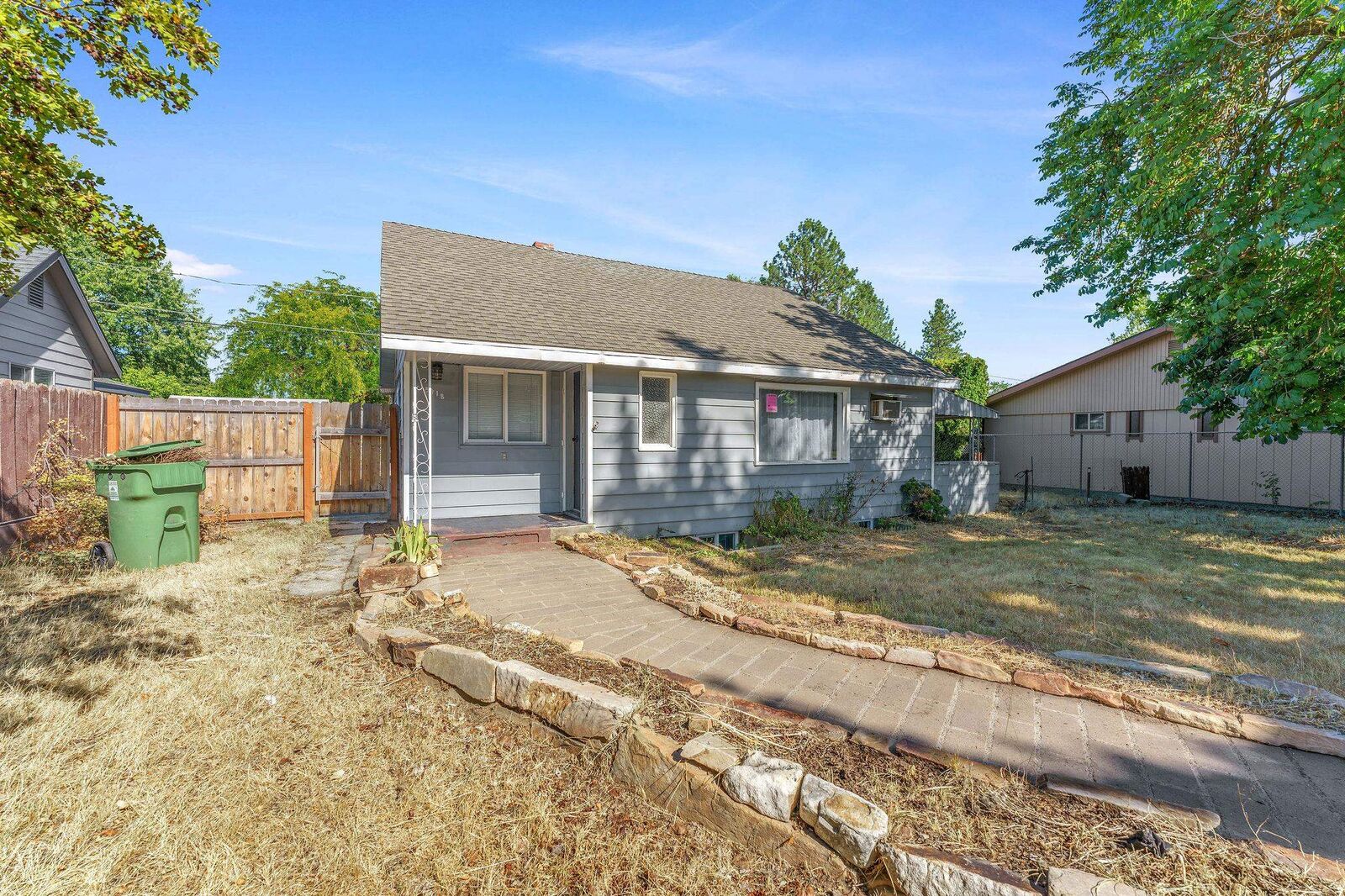 Property Photo:  5418 N Madison St  WA 99205 