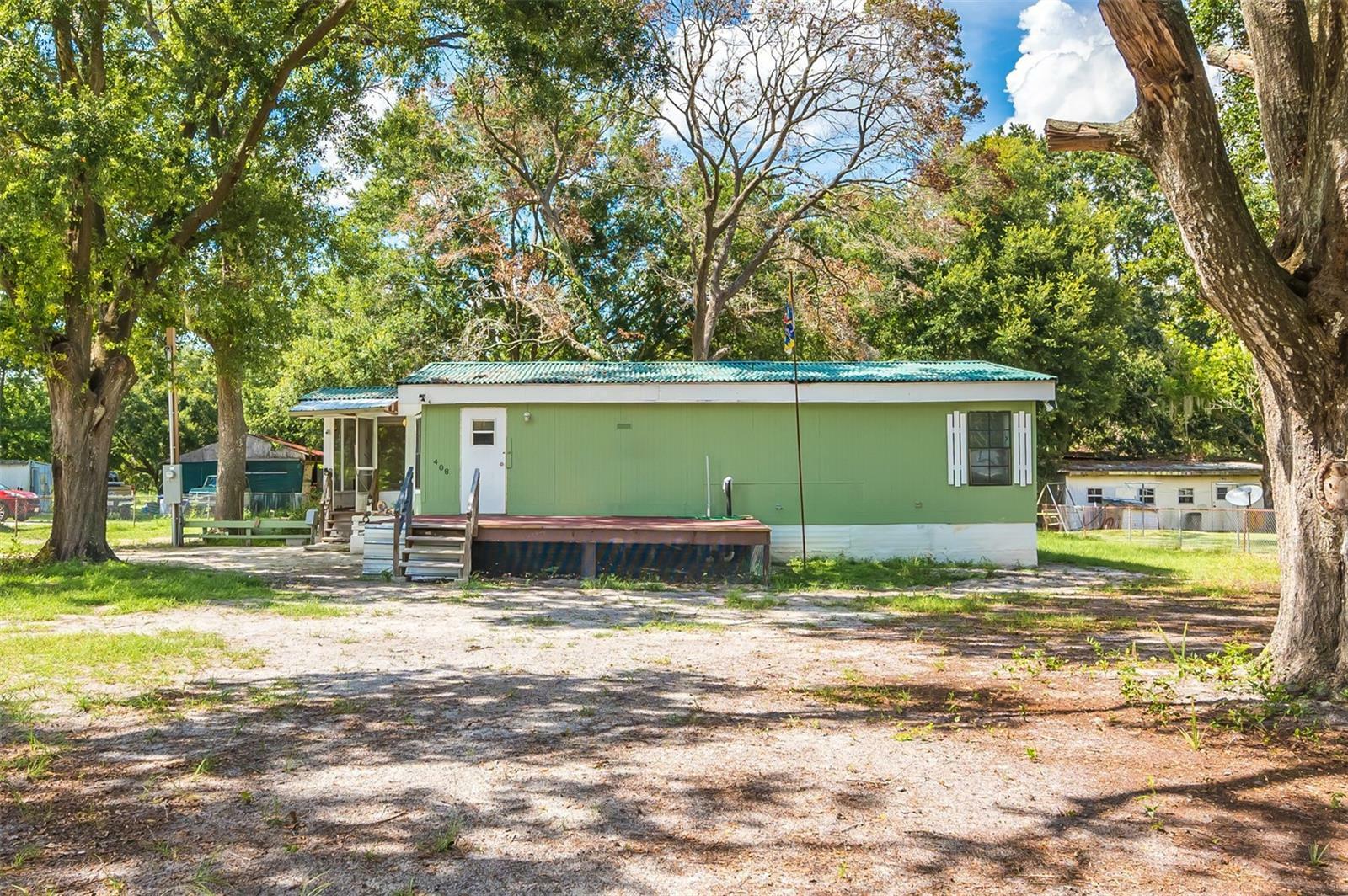 Property Photo:  408 Old Welcome Road  FL 33547 