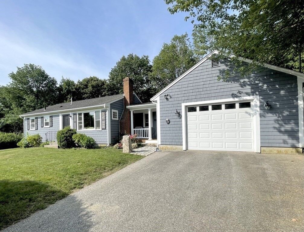 Property Photo: 29 Kane Dr MA 02066