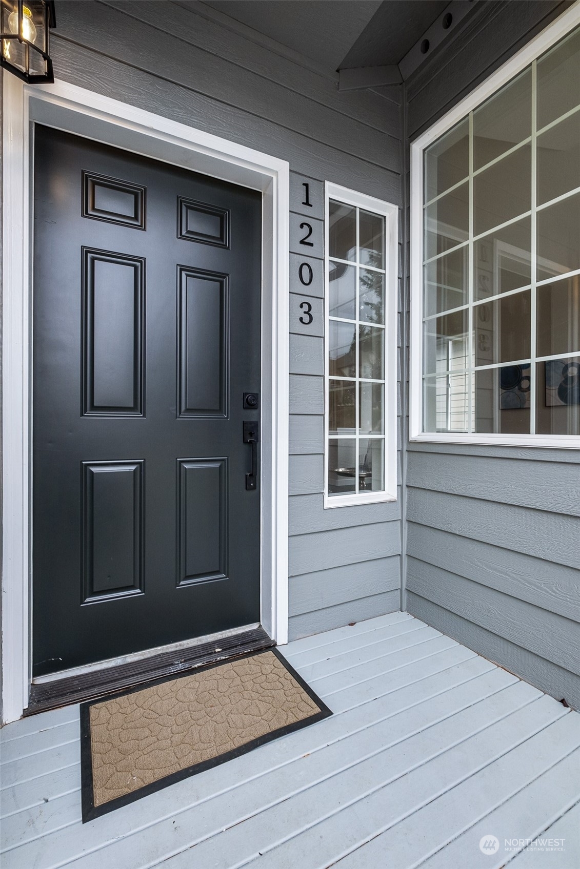 Property Photo: 1203 S 35th Street WA 98055