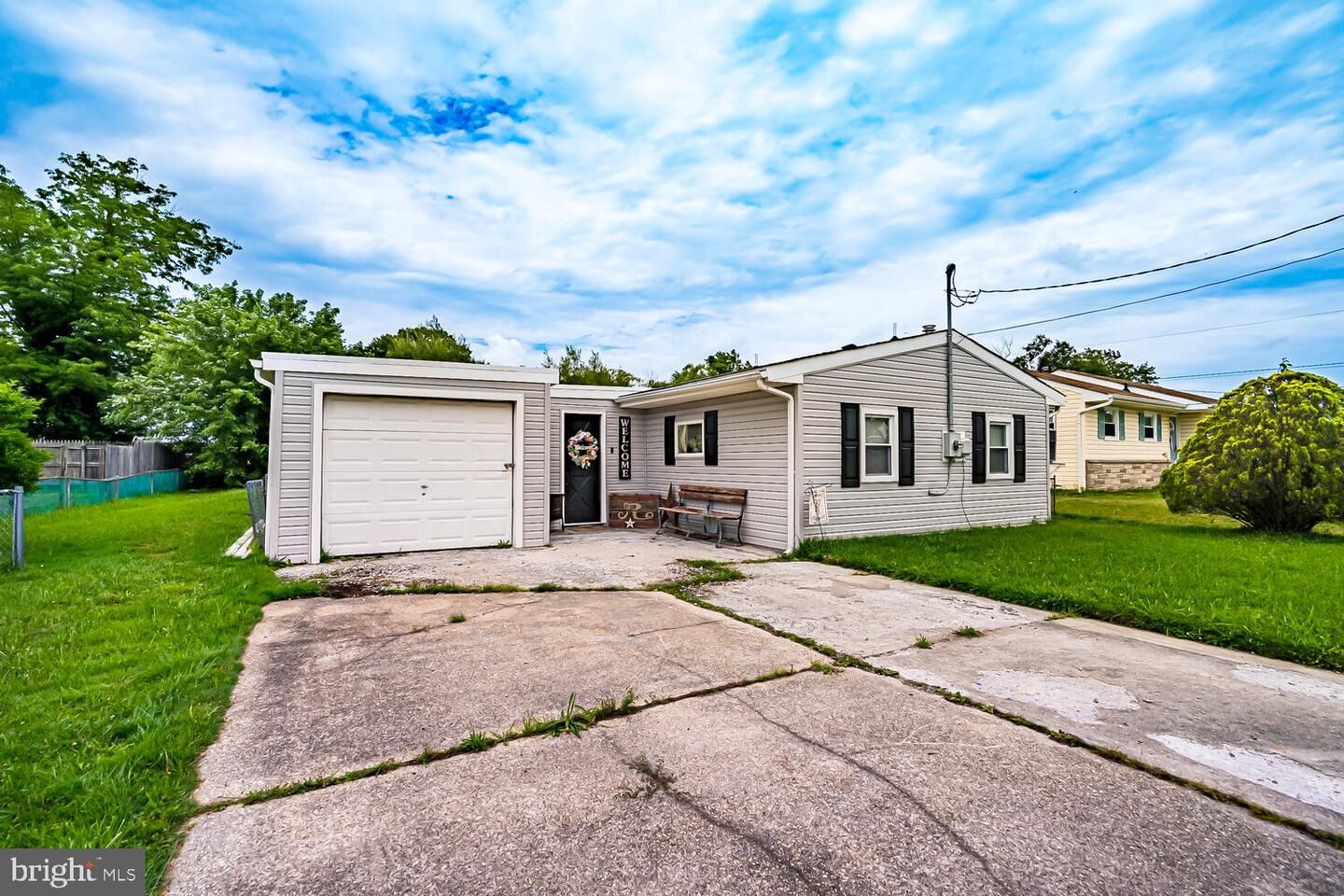 Property Photo: 304 W Cala Breeze Way NJ 08087