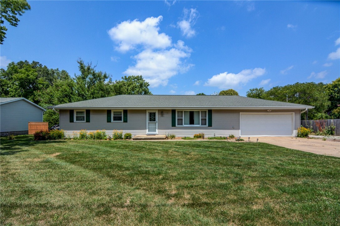 Property Photo:  4820 E Cantrell Street  IL 62521 