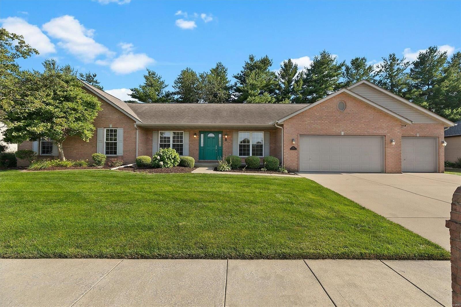 Property Photo: 623 Wheatfield Road IL 62269