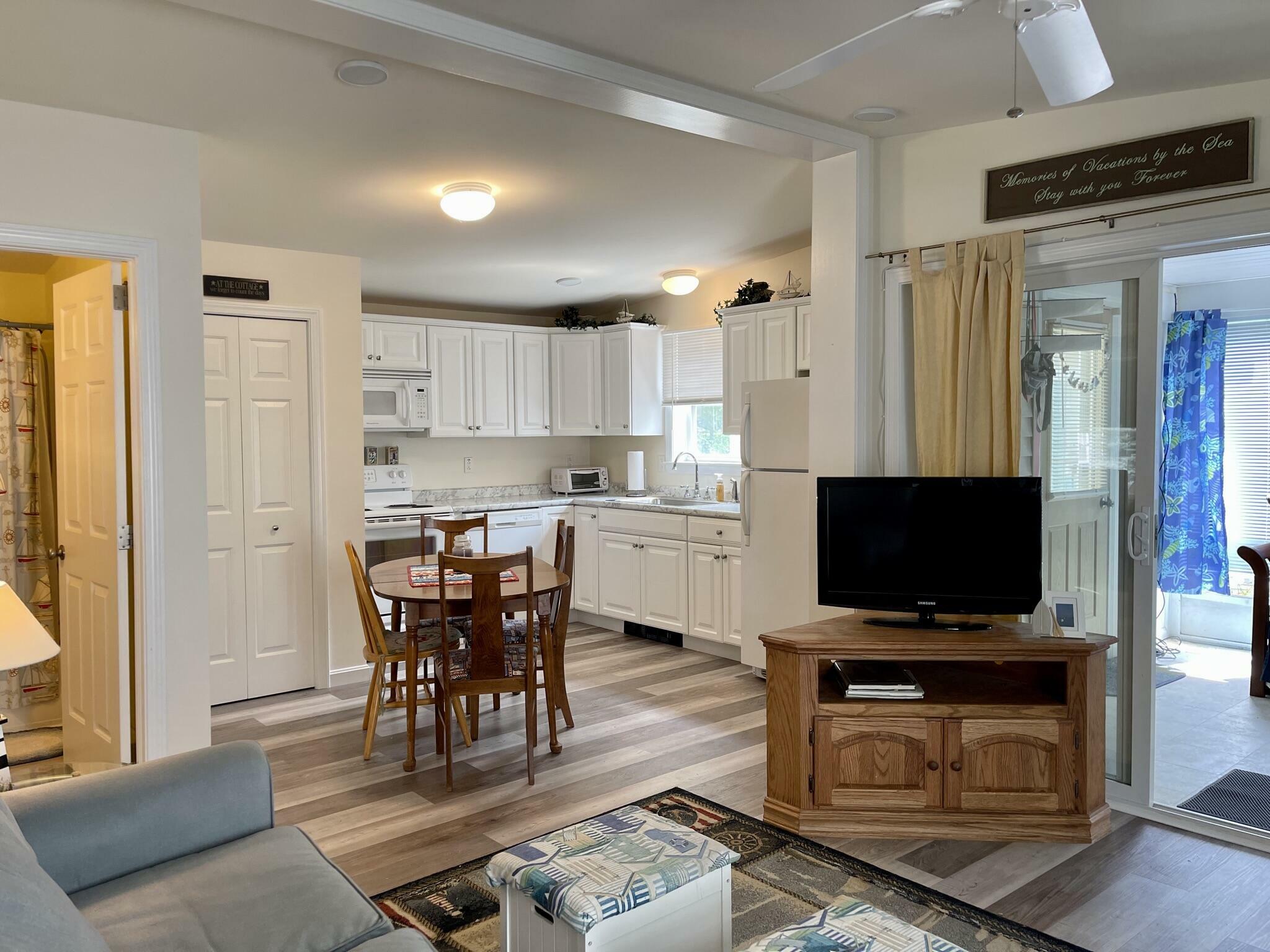 Property Photo: 412 Post Road 298 ME 04090