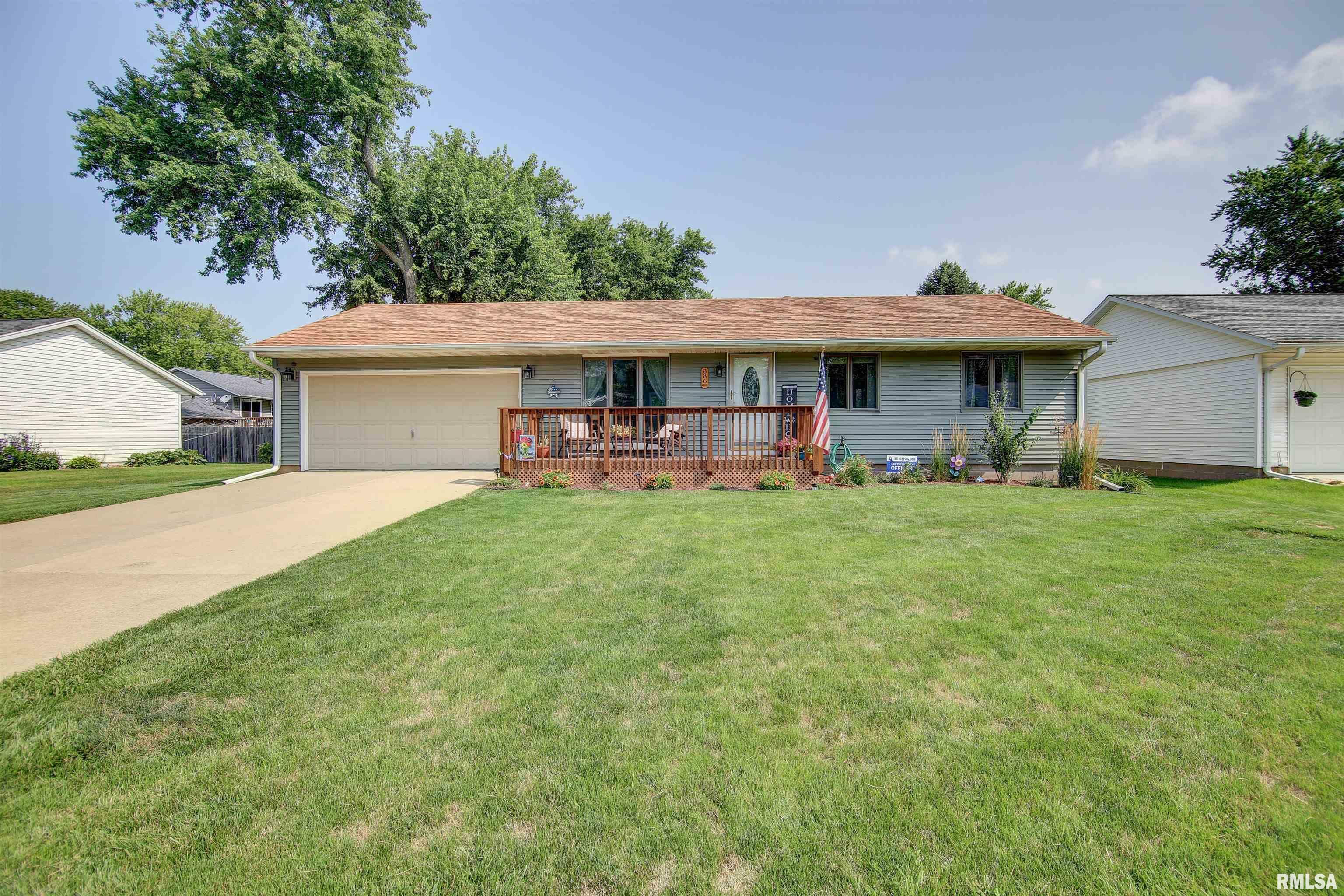 Property Photo:  886 15th Avenue Northwest  IA 52732 