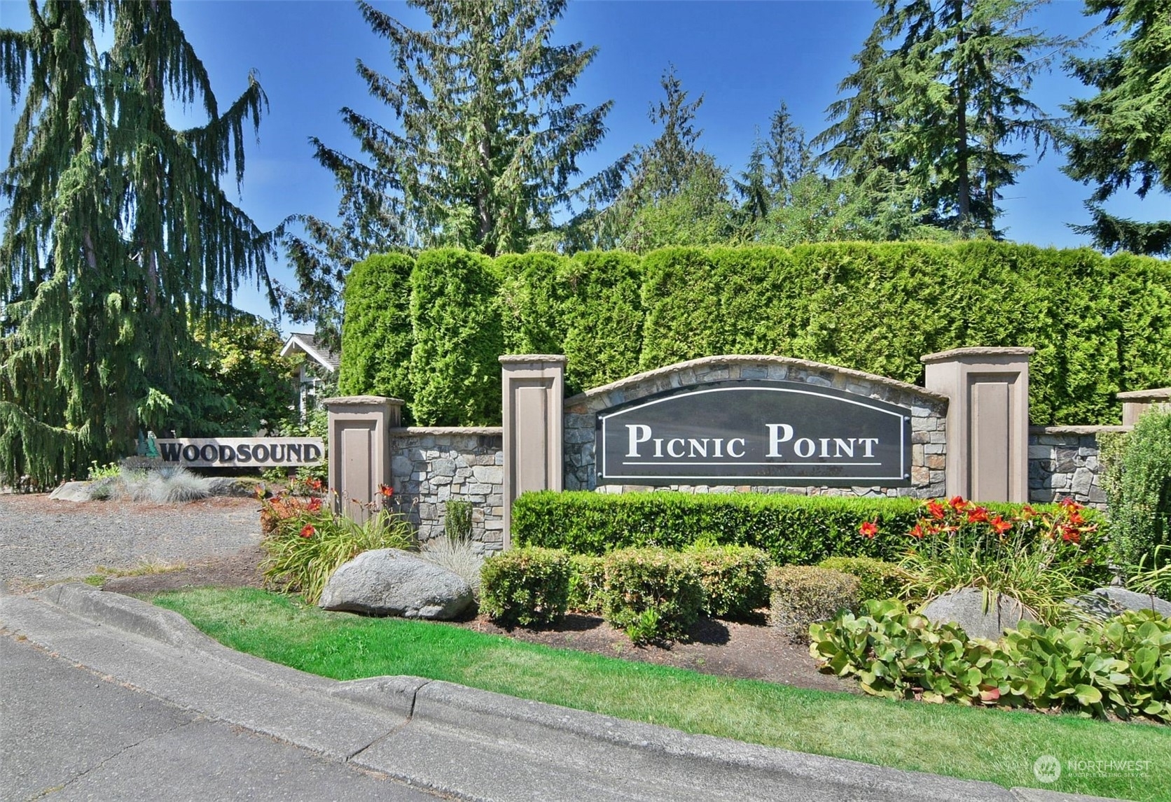 Property Photo:  6230 140th Place SW  WA 98026 